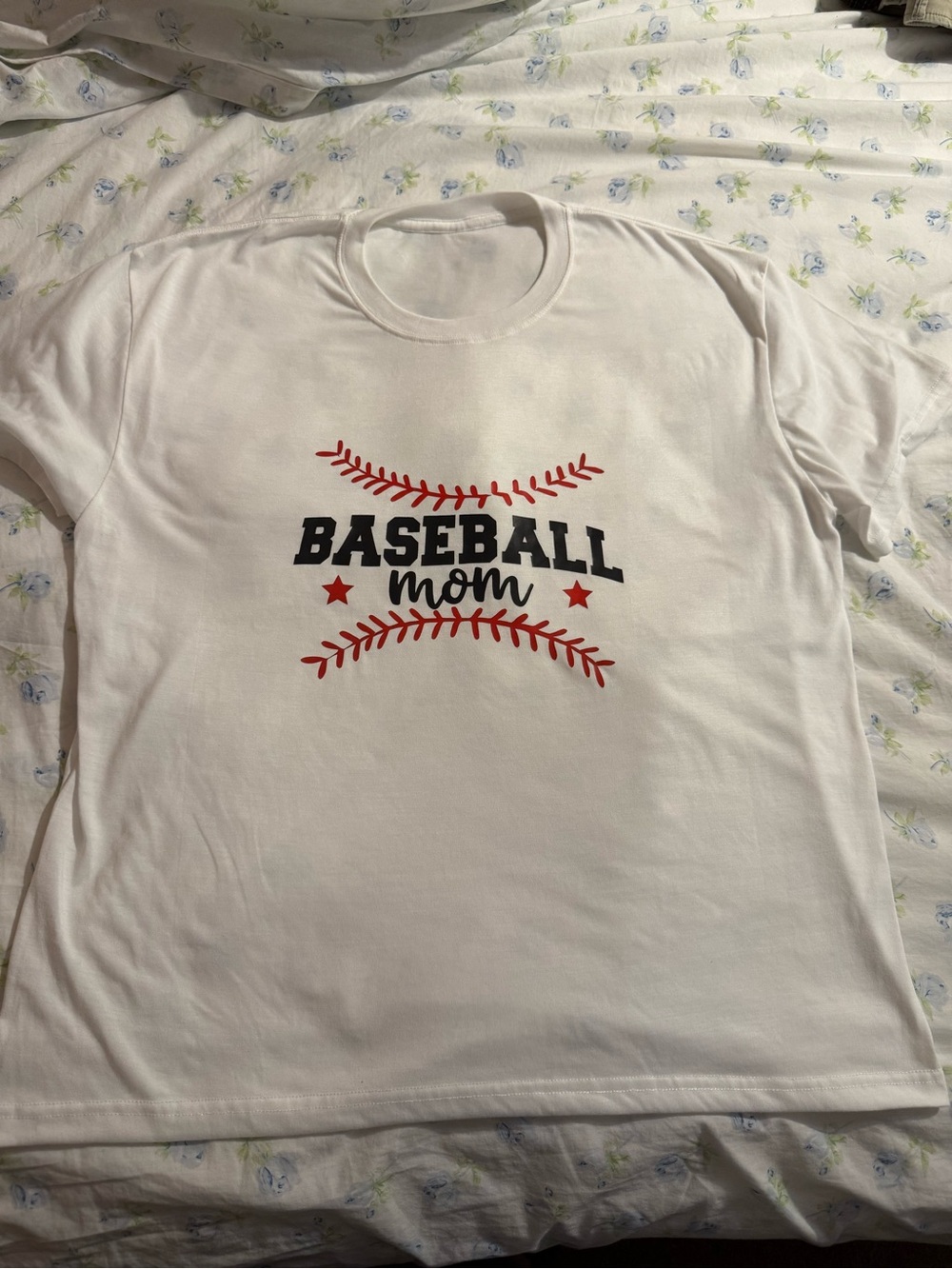 White "Baseball Mom" Graphic Tee Xl